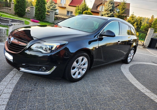 Opel Insignia cena 47500 przebieg: 97000, rok produkcji 2015 z Poręba małe 301